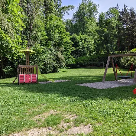 T1 Au Coeur D'un Parc Classe A Saint-etienne Apartment